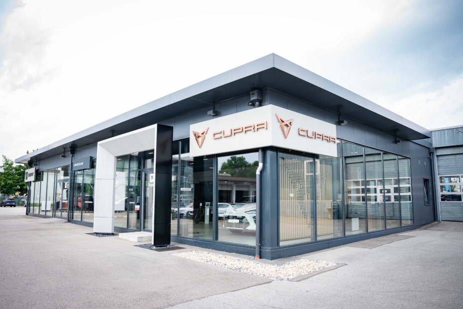 SEAT & CUPRA Showroom | AVP AUTOLAND Plattling